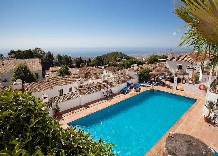 Luxury Sea View & Pool *