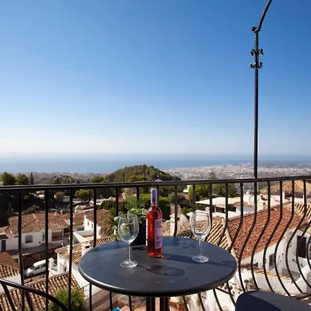 Apartment Luxury Sea View & Pool *